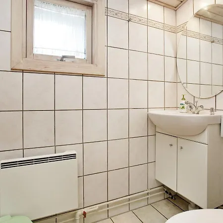 Three-bedroom Holiday In 19 * Vejby