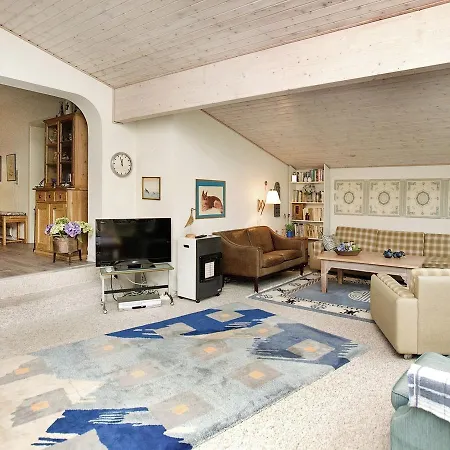 Three-bedroom Holiday In 19 Дом отдыха Vejby